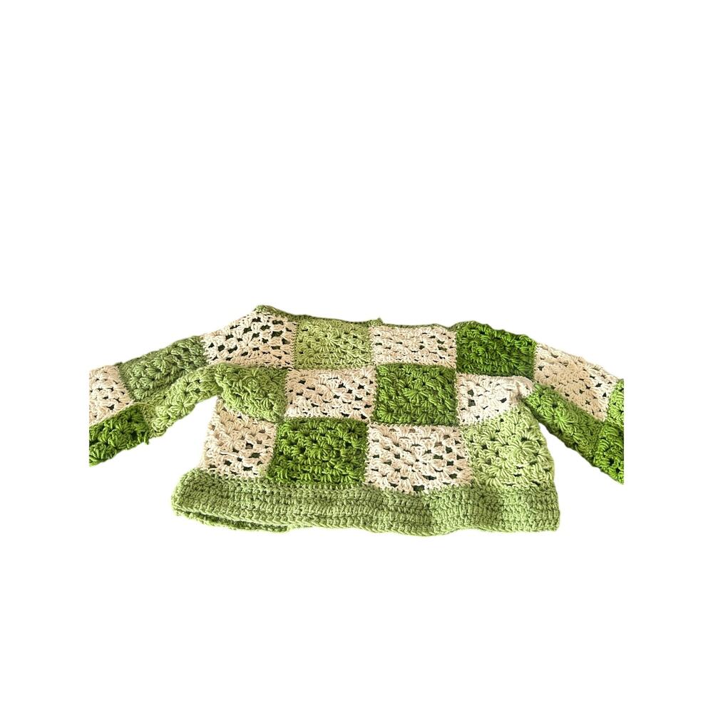 Handmade green crochet sweater - Picture 2 of 7